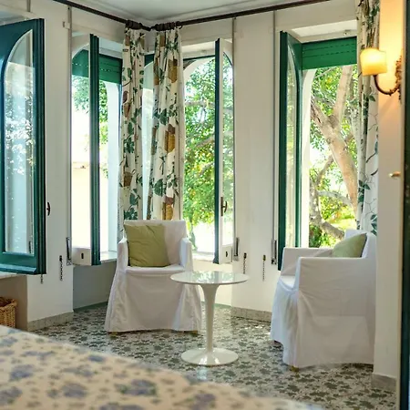 Villa Charming *