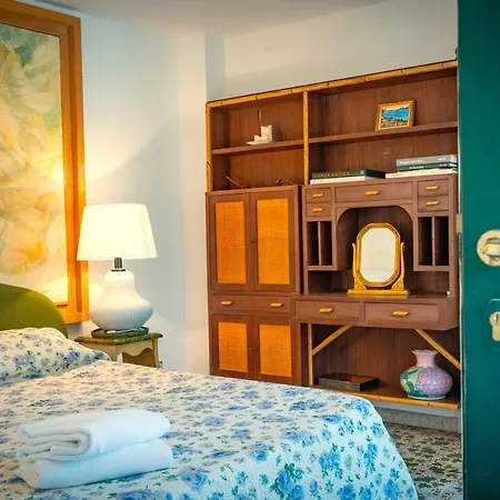 Charming Villa Capri